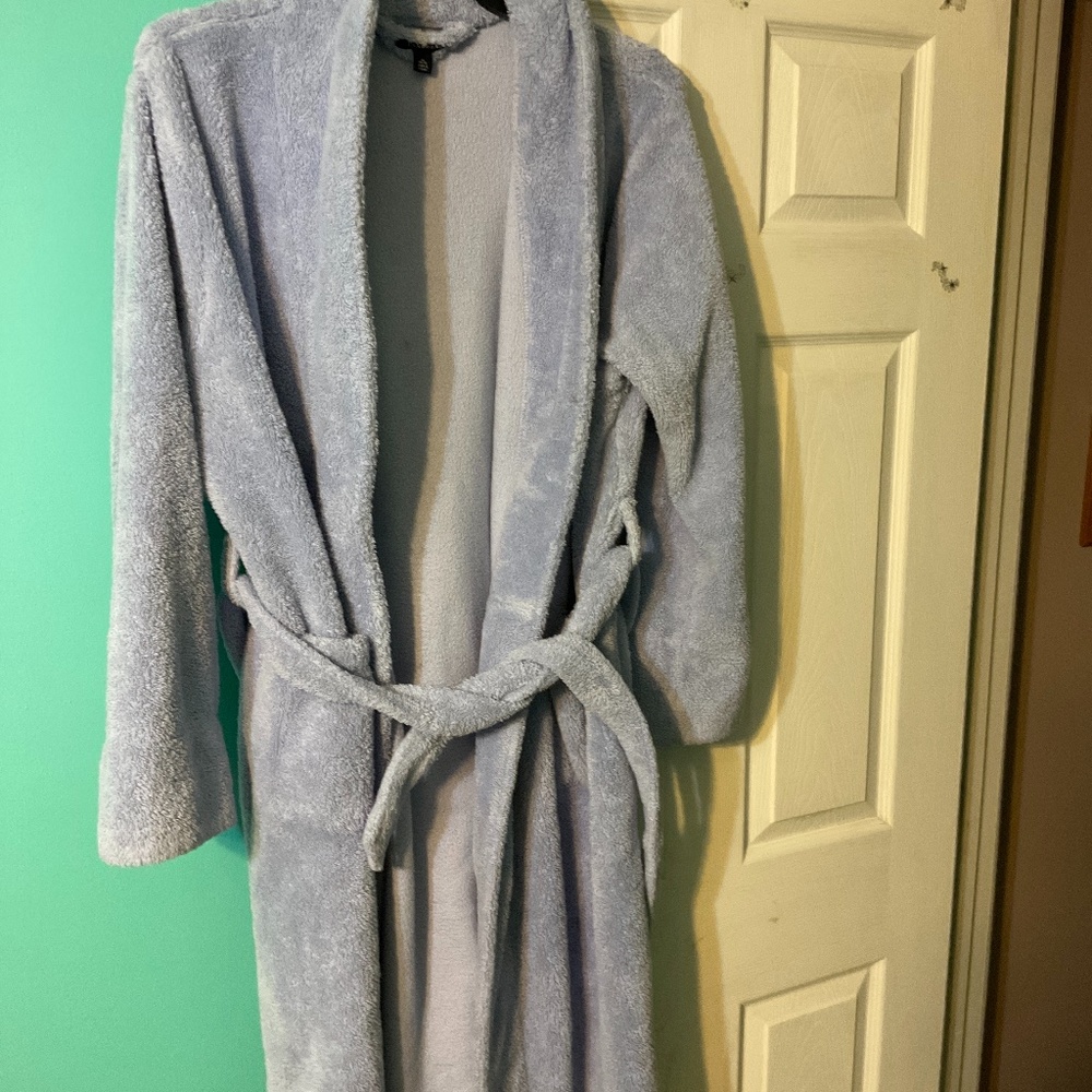 Lands end medium purple bathrobe